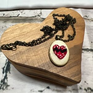♥️Heart Pendant Necklace with Chain Embroidered Puffy Feminine